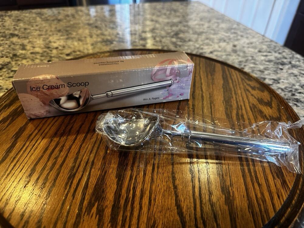 Vintage Ice Cream Scoop - Wm. A. Rogers Chromeplated 7-1/5" Brand New